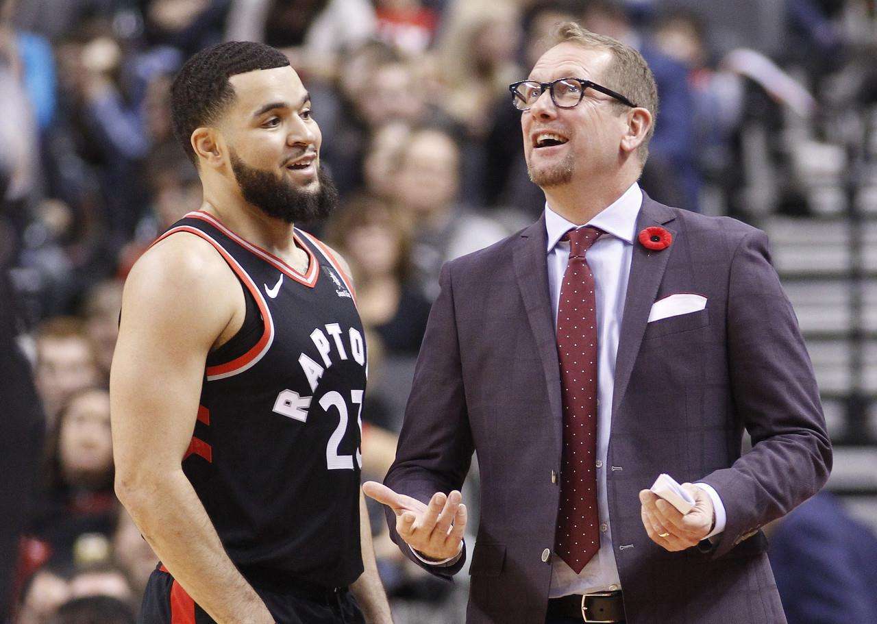 户外活动提 户外活动提