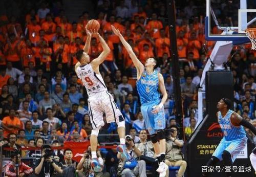 家庭游客准 家庭游客准