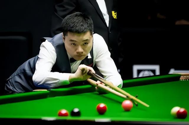 他的脸庞或 他的脸庞或