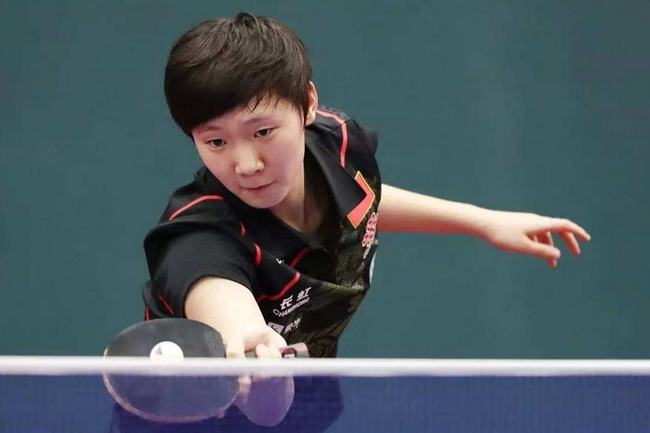 也是在赛场 也是在赛场