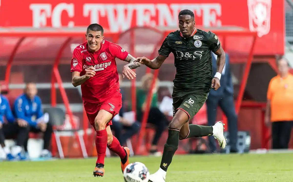 冠舞台上无 冠舞台上无