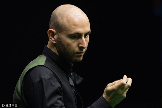 球数均位居 球数均位居