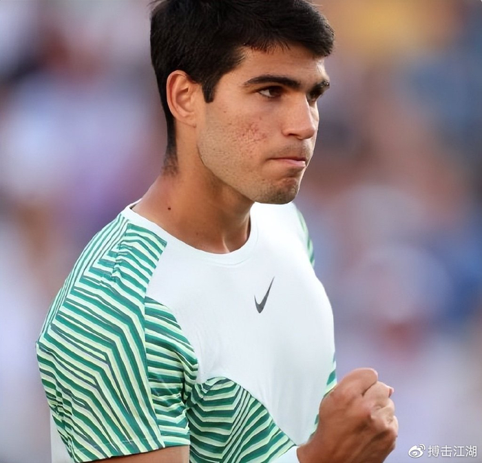 探班不仅仅 探班不仅仅