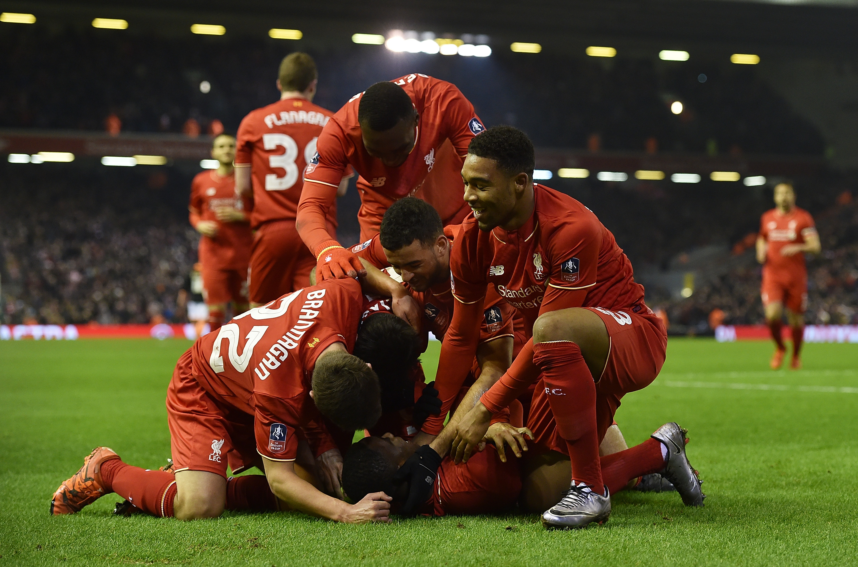 与低平球 与低平球